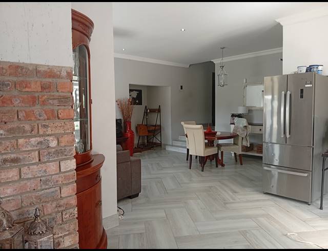 2 BEDROOM HOUSE FOR SALE IN VANES ESTATE